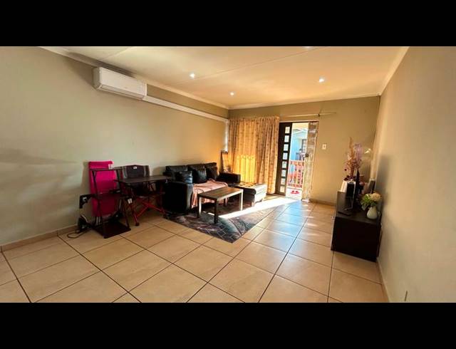 2 BEDROOM APARTMENT FOR SALE IN ARBORETUM